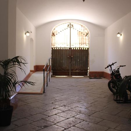La Terrazza Su Dante Rooms 巴勒莫 外观 照片